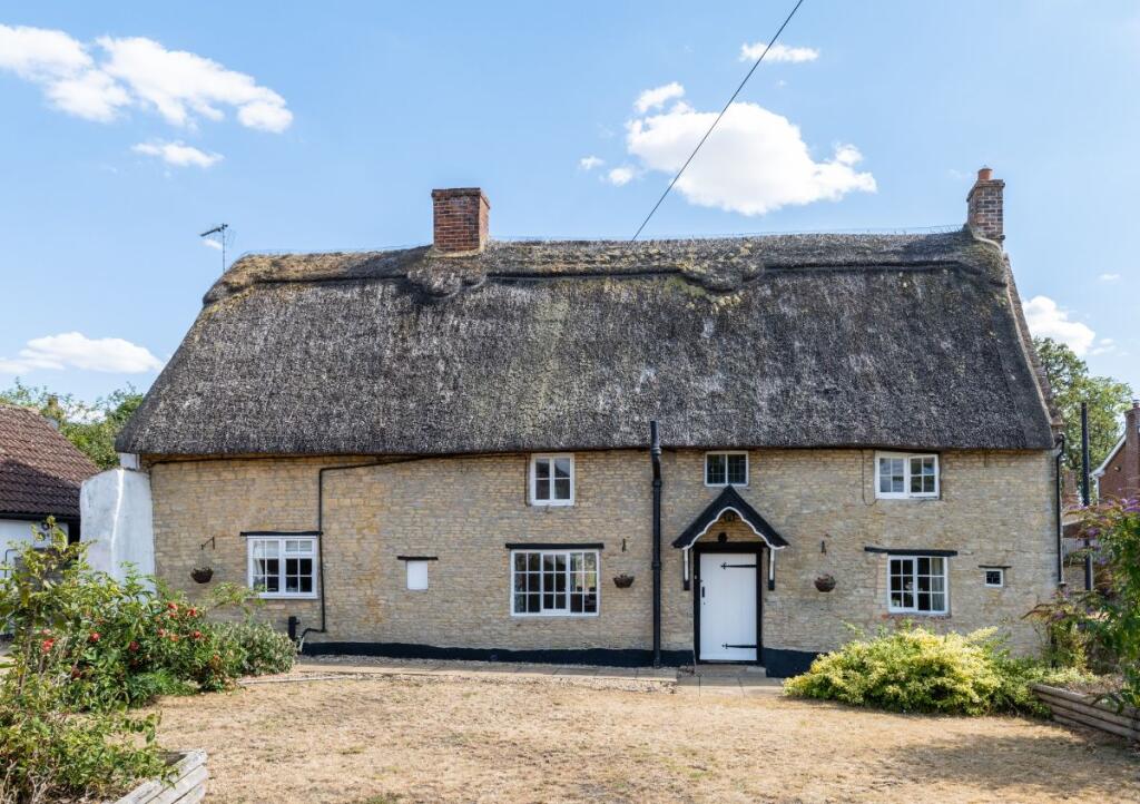 Main image of property: High Street, Carlton