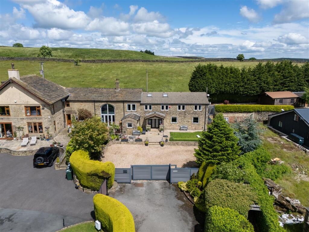 Whitecroft Barn, Otley Road, High Eldwick, Bingley photo 5