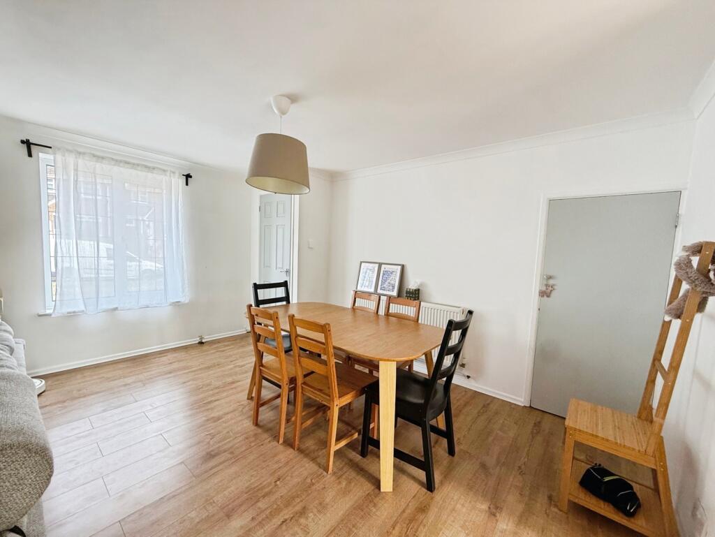 House in Frimley - View 4