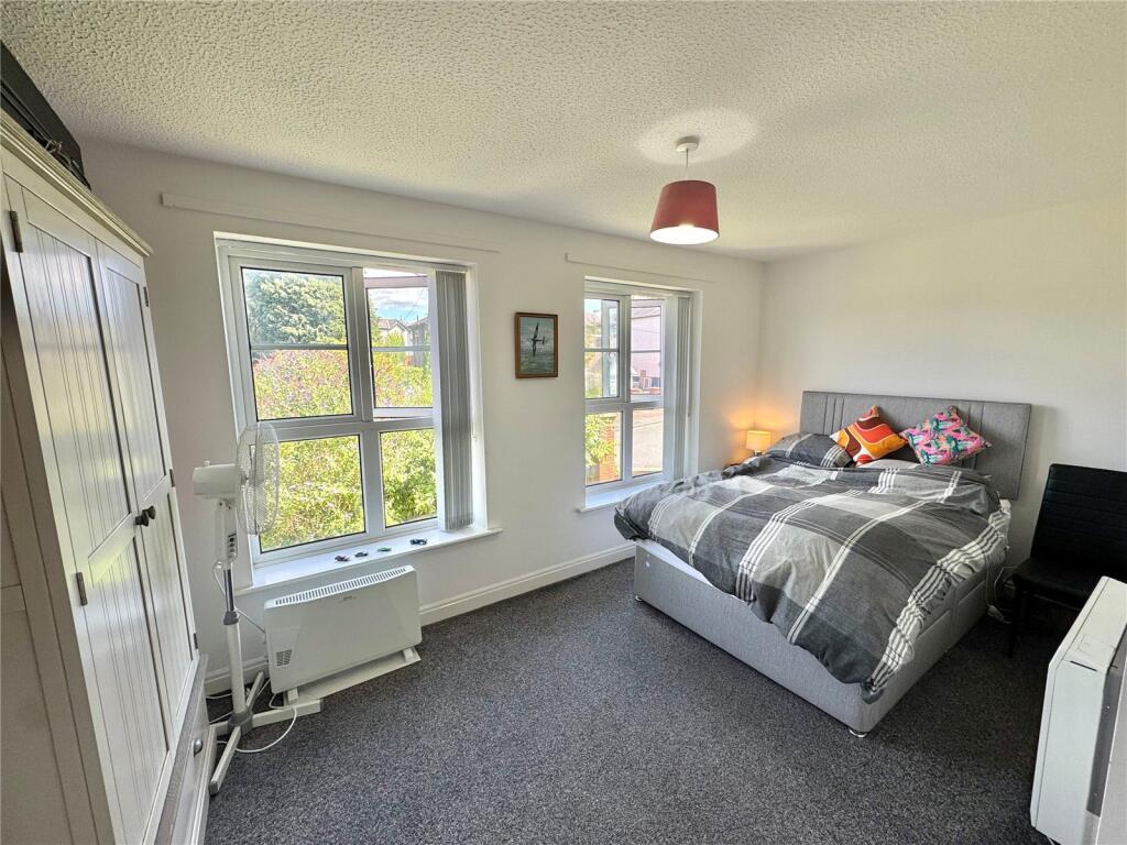 Apartment in Preston, Lancashire - More