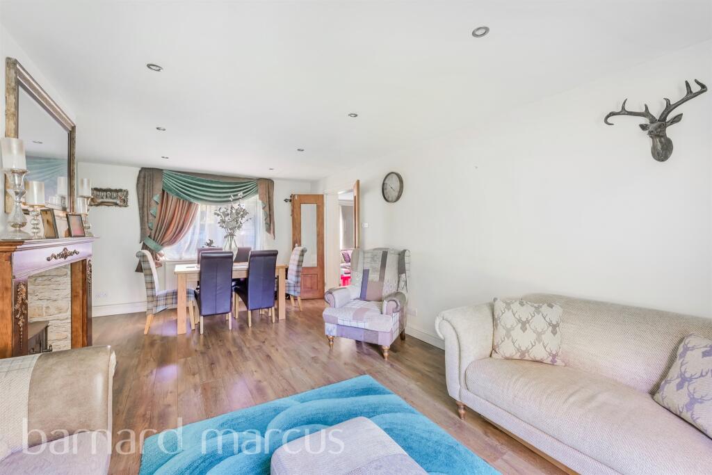 Ryelands Close, Caterham photo 3