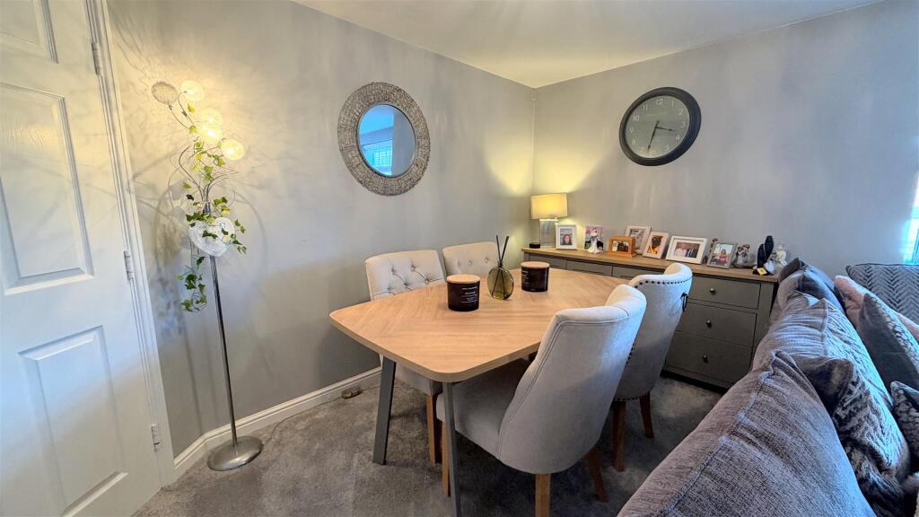 Apartment in South Derbyshire, Hilton - More