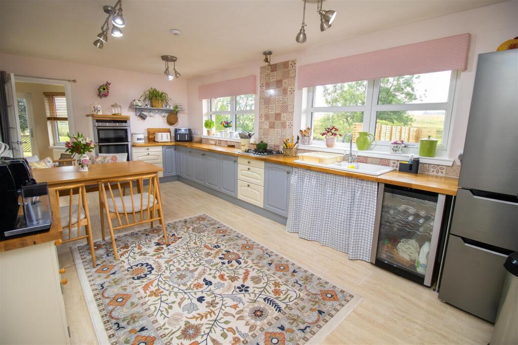 House in Galashiels - View 2