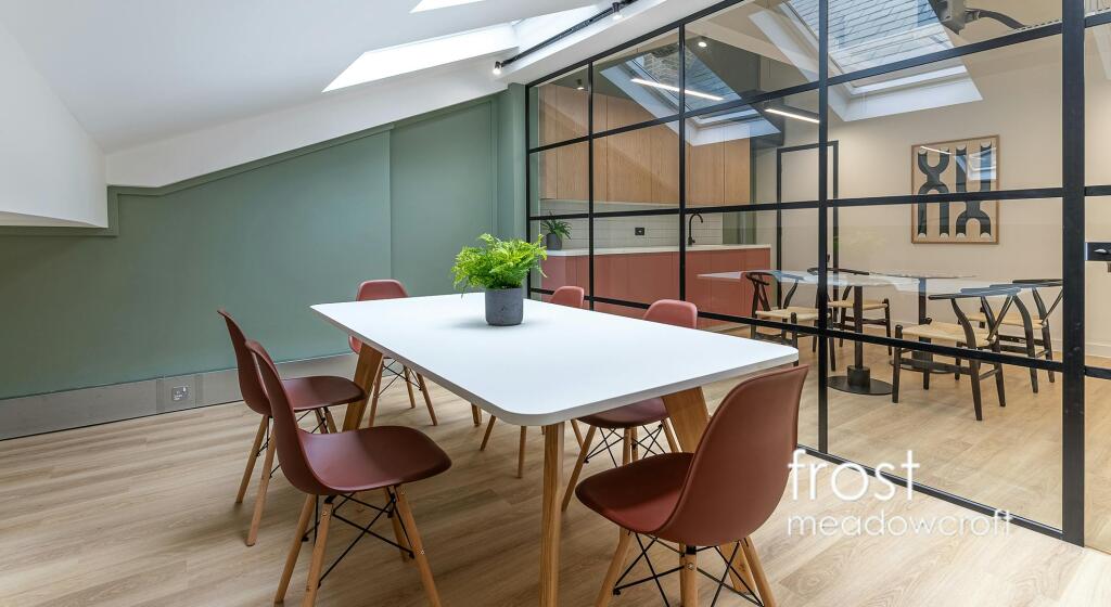 Berghem Mews Hammersmith W14 office to let6 2023.jpg