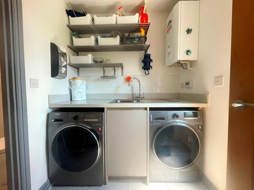 Queen Elizabeth Way, Bidford-On-Avon, Alcester - More