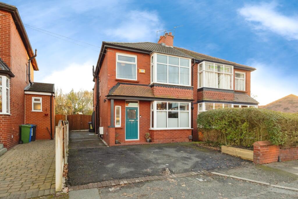 4-bed semi-detached on Poplar Grove, Ashton-under-Lyne, Greater Manchester, OL6, £375,000