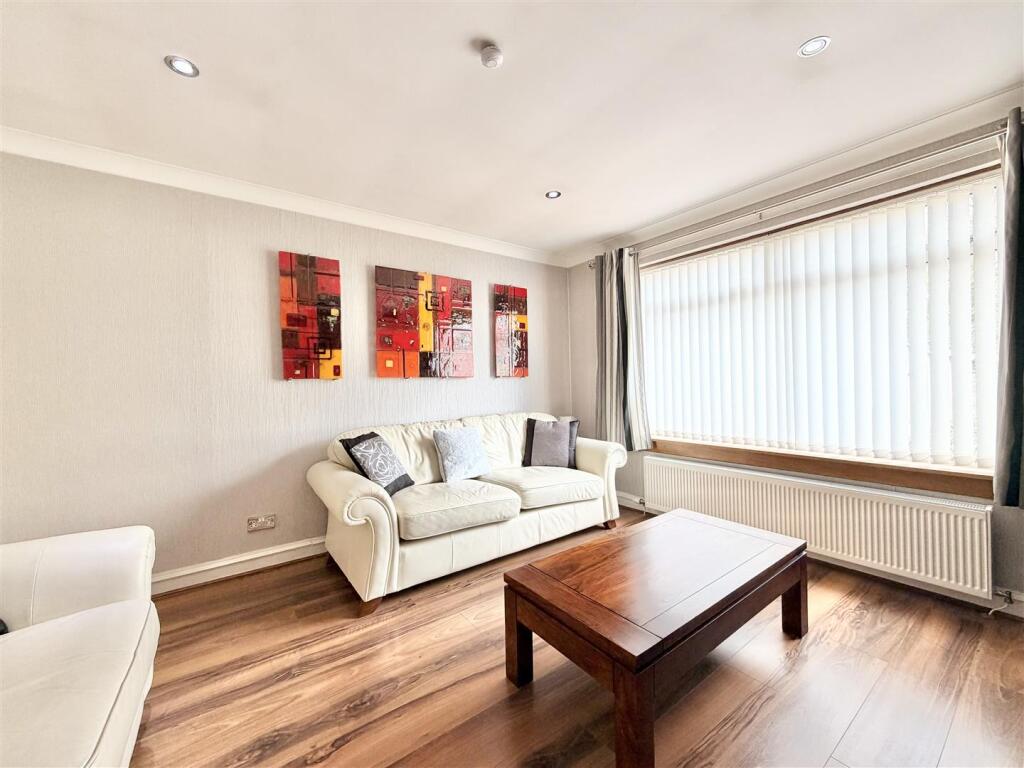 Ness Drive, Blantyre, Glasgow photo 4