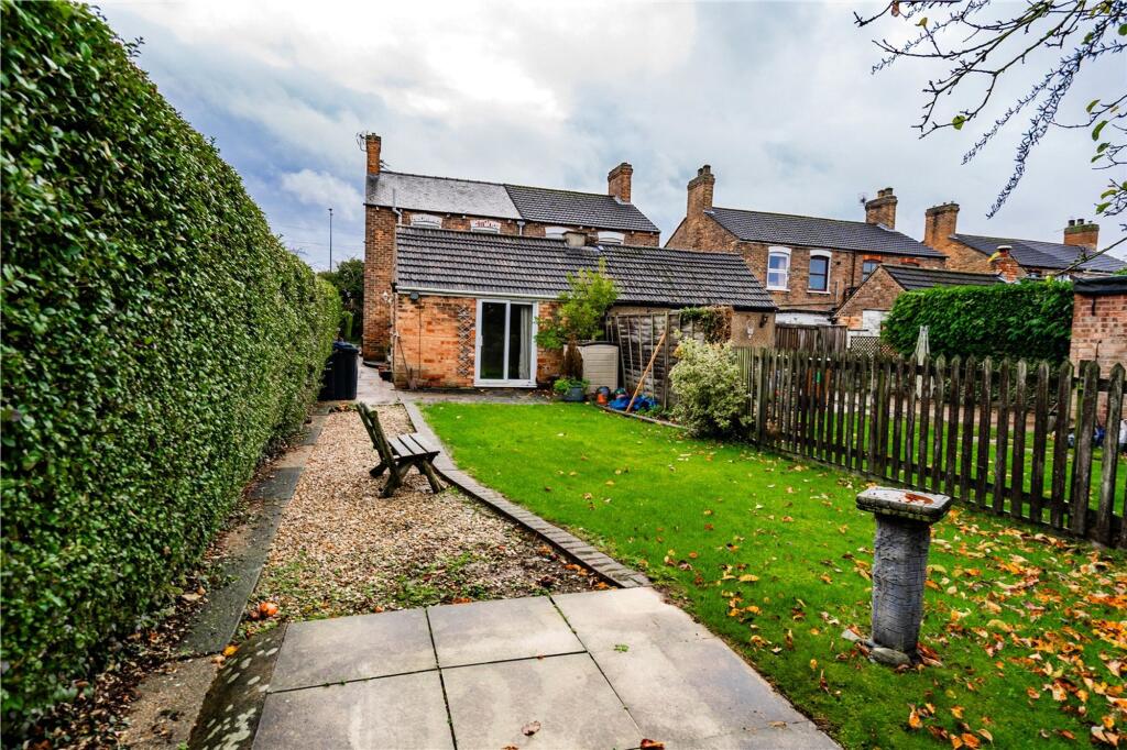 Caistor Road, Laceby, DN37 photo 4