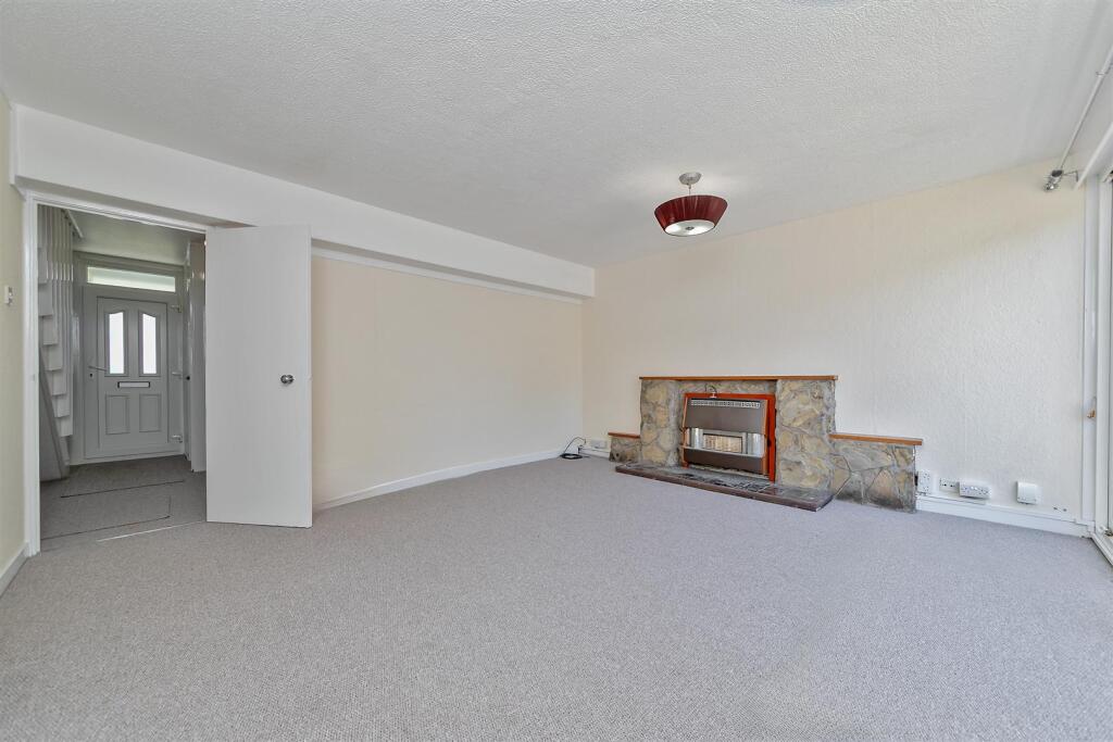 Mendip Close, St. Albans – pohled 5