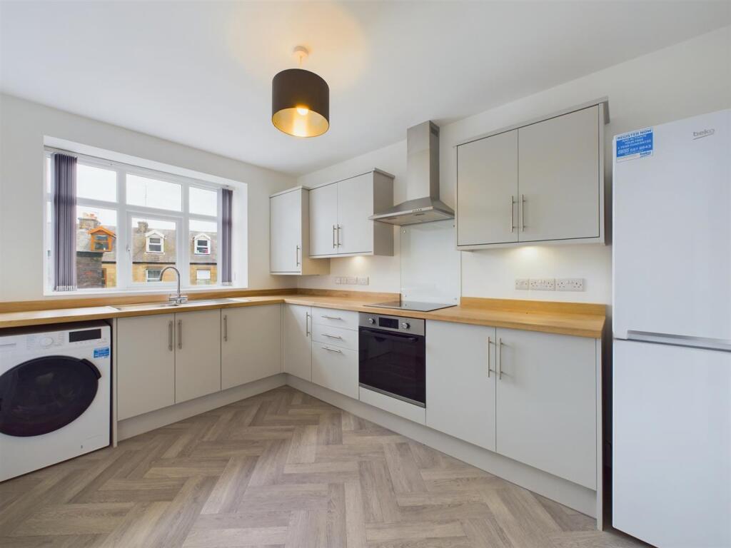 Apartment in Stockport - View 2