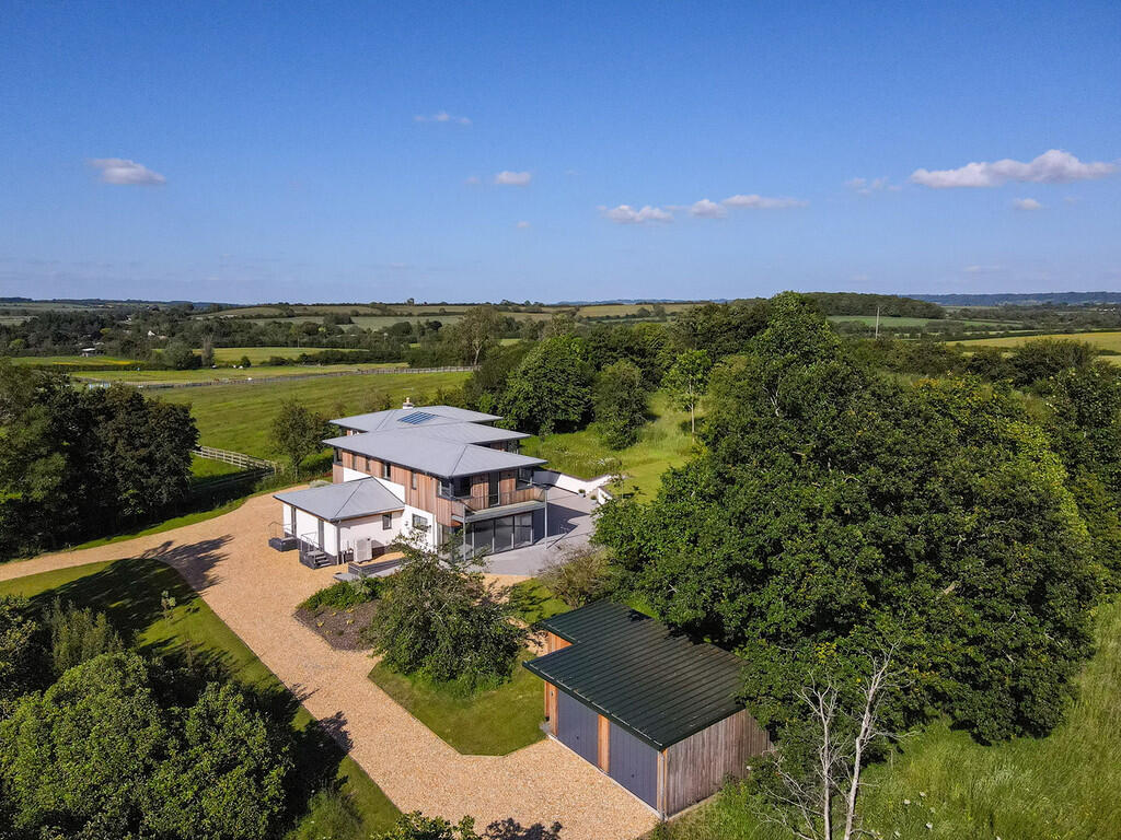 Main image of property: Pillerton Priors