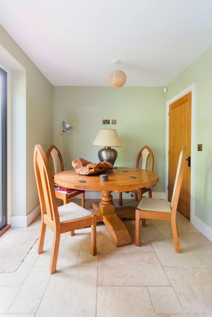 House in Tonbridge - More