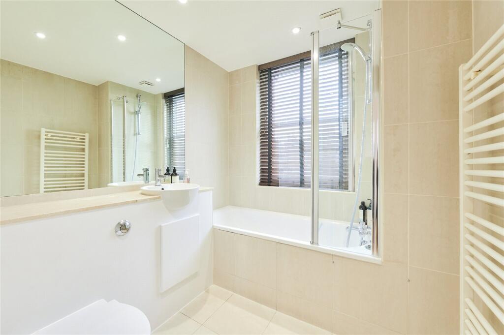 Apartment in London - View 4