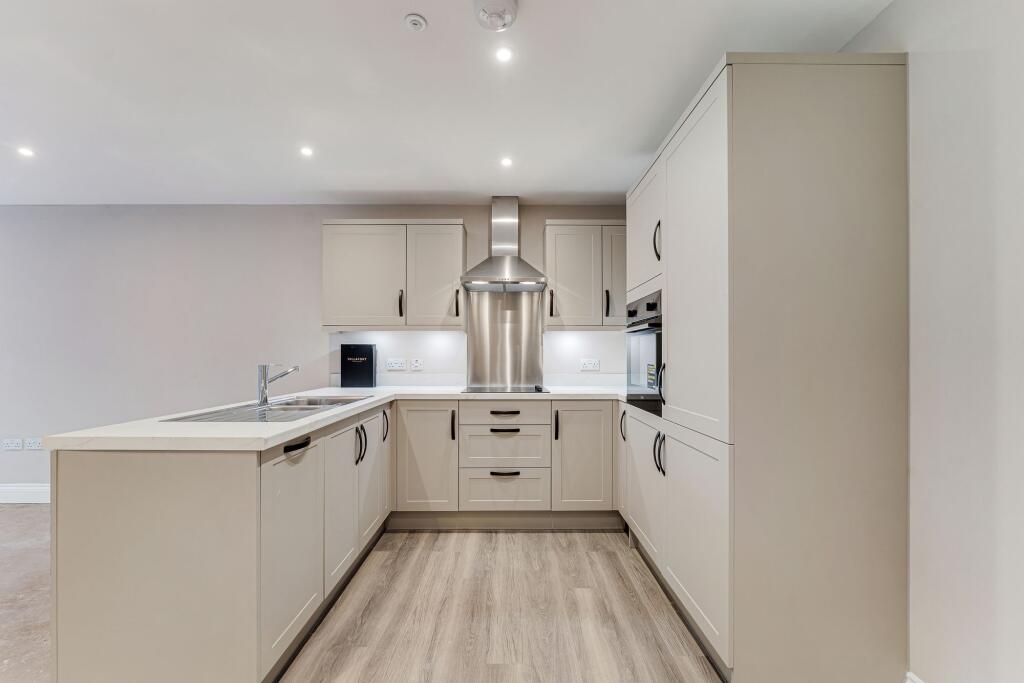Apartment in Warrington - View 2