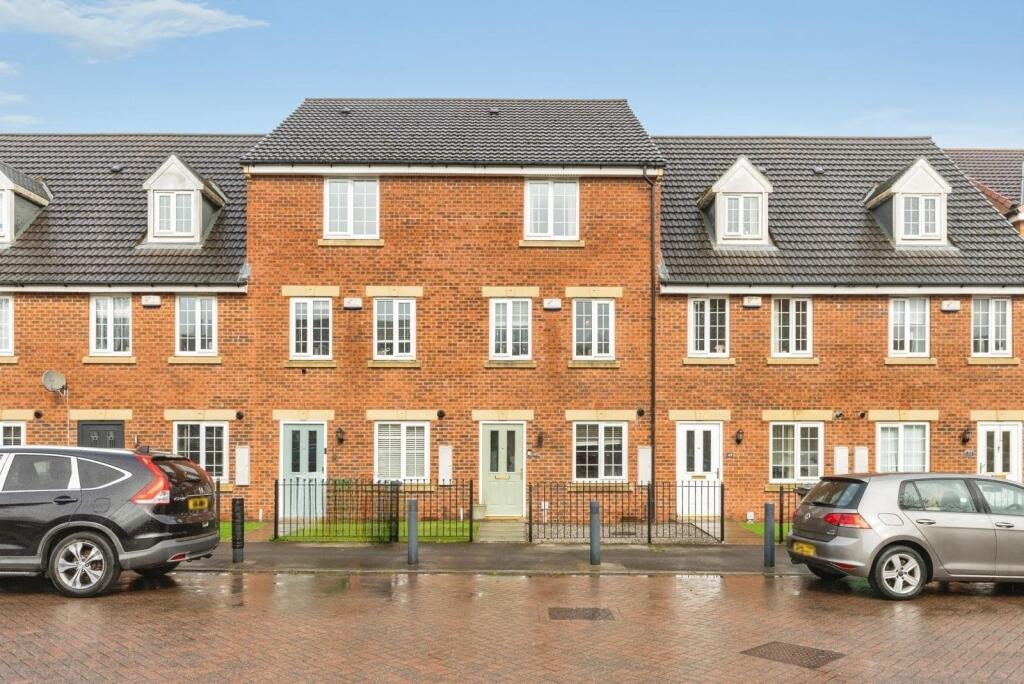 Main image of property: Dunlop Avenue, Leeds, West Yorkshire, LS12