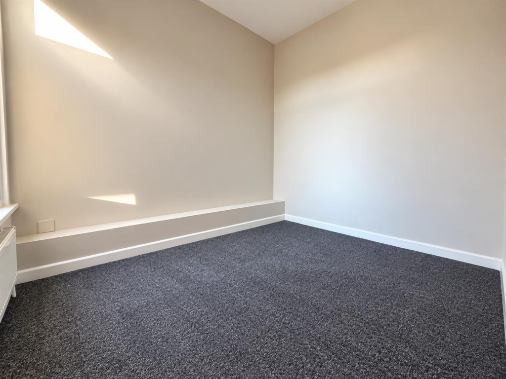 House in Portsmouth - View 4