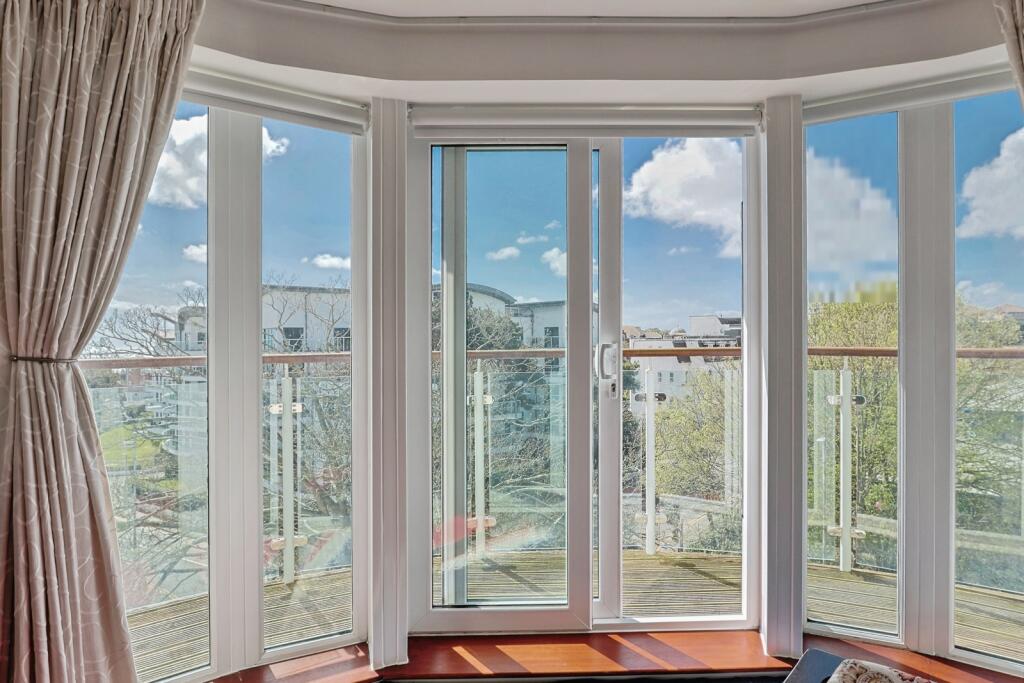 Apartment in Bournemouth - View 2