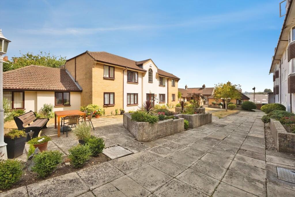 Main image of property: The Avenue, Yeovil, BA21