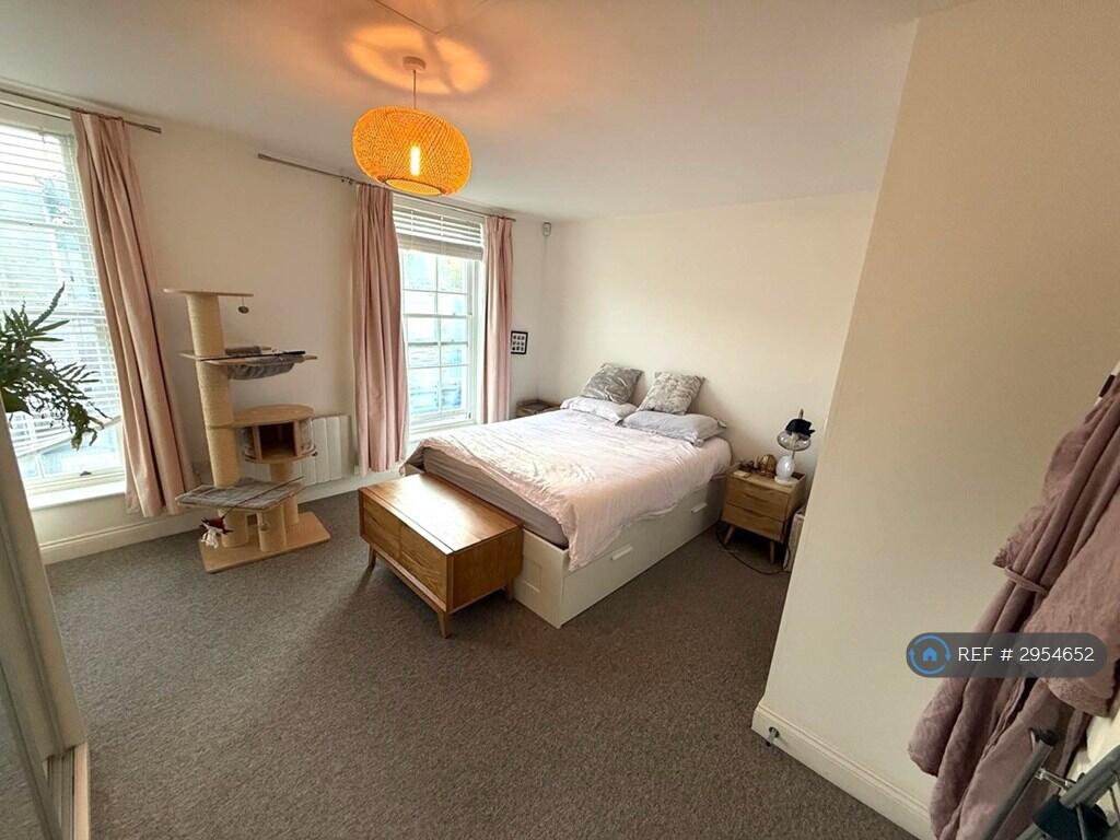 Main image of property: Belgrave Street, London, E1
