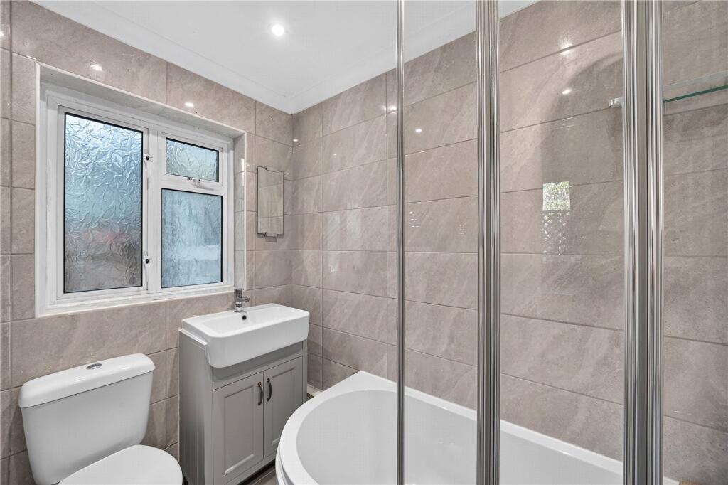 Apartment in London - More