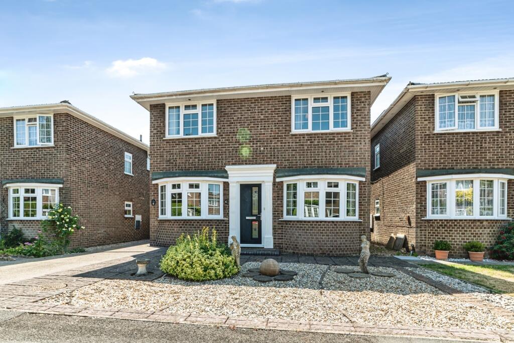 Main image of property: Meon Close, Tadley, Hampshire, RG26