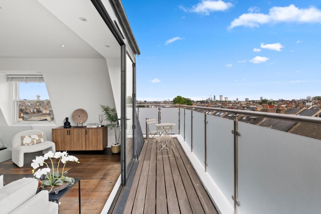 3 bedroom flat for rent