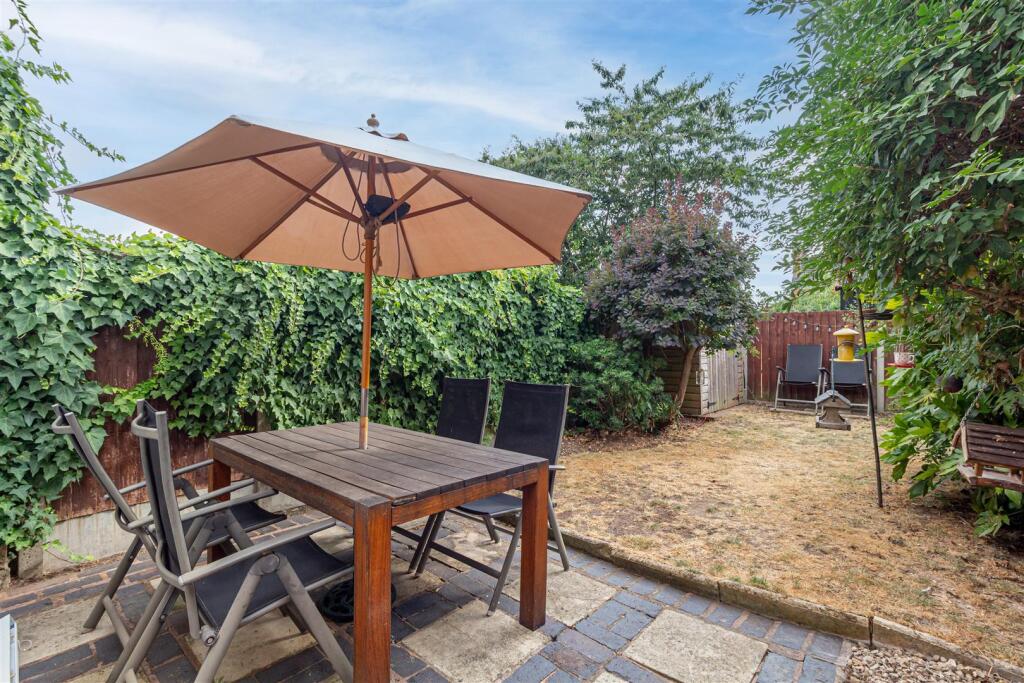 House in Worcester, Worcestershire - View 4