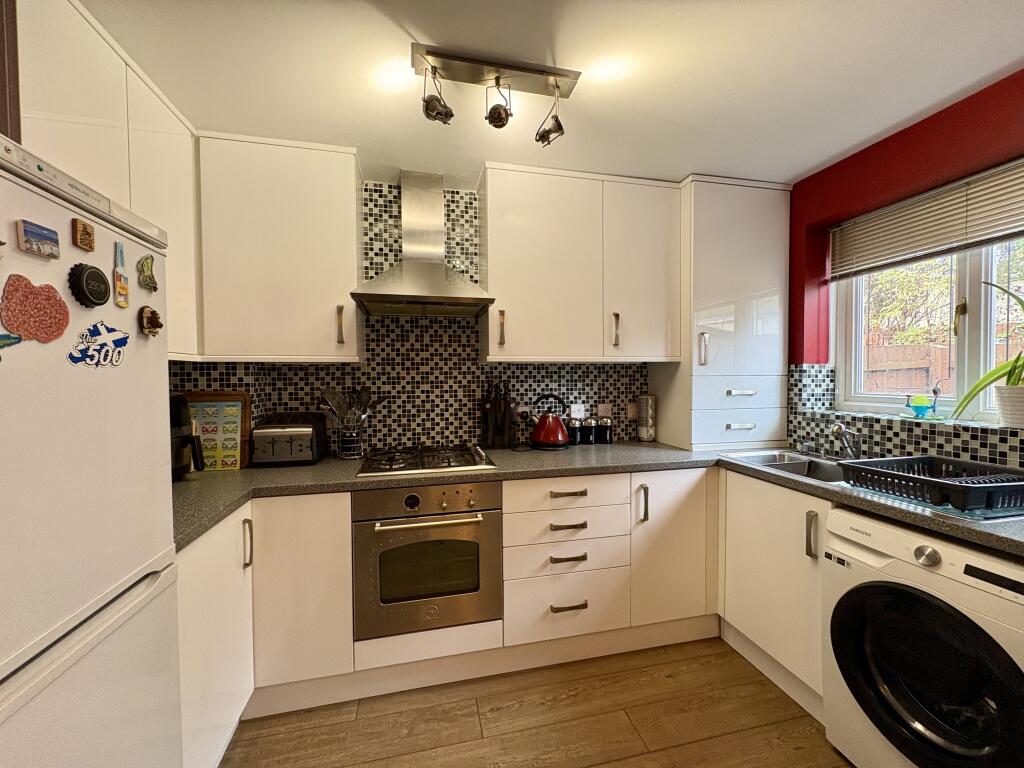 Longford Avenue, Little Billing, Northampton  photo 4
