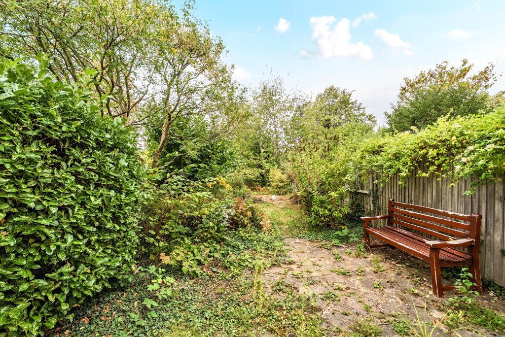 House in London - View 3