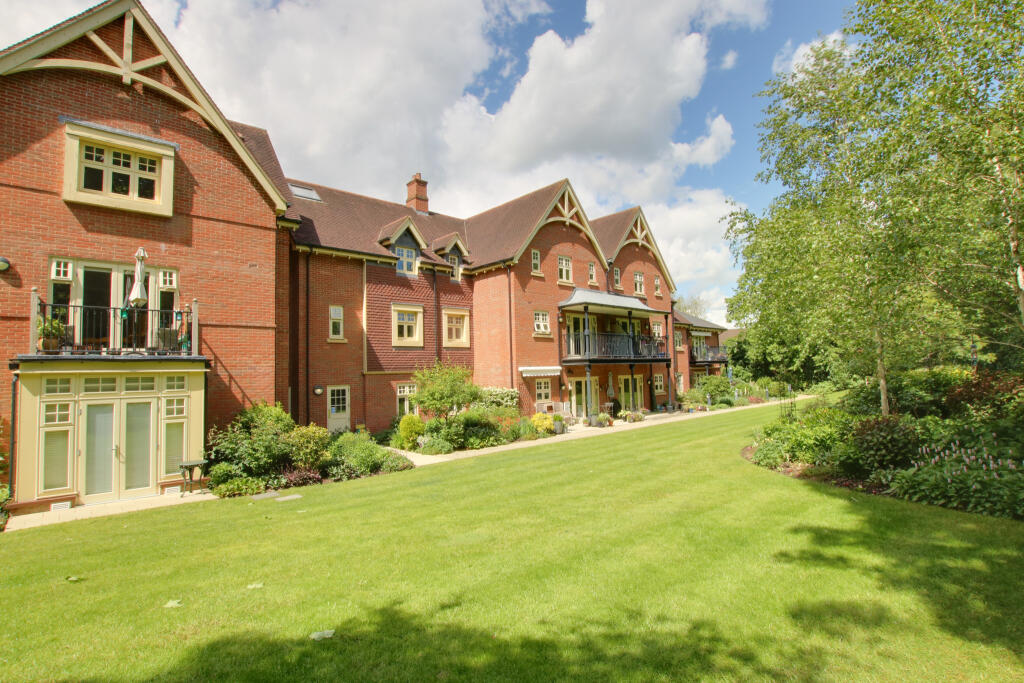 Main image of property: BISHOP'S WALTHAM - NO CHAIN