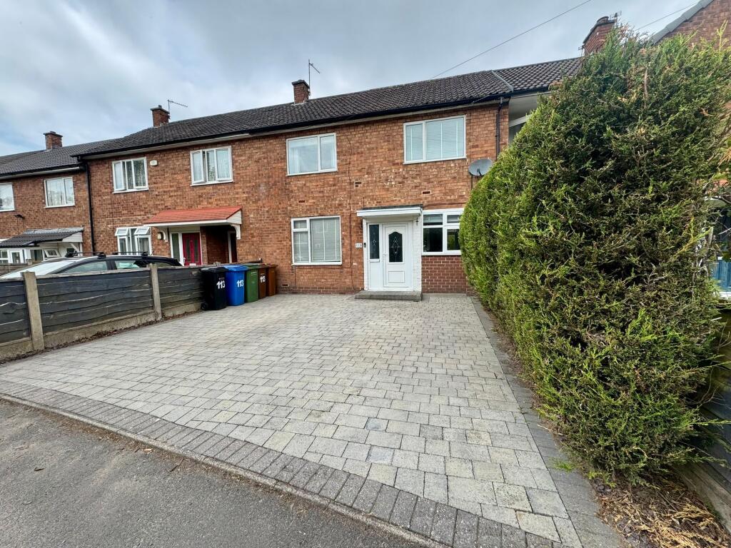 North Park Road, Bramhall, SK7 photo 2