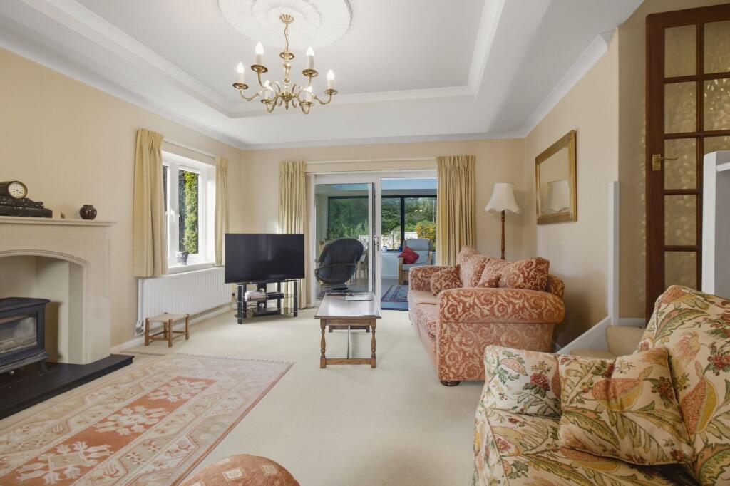 House in Worcester - View 2