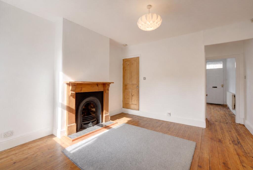 House in Nottingham - View 3
