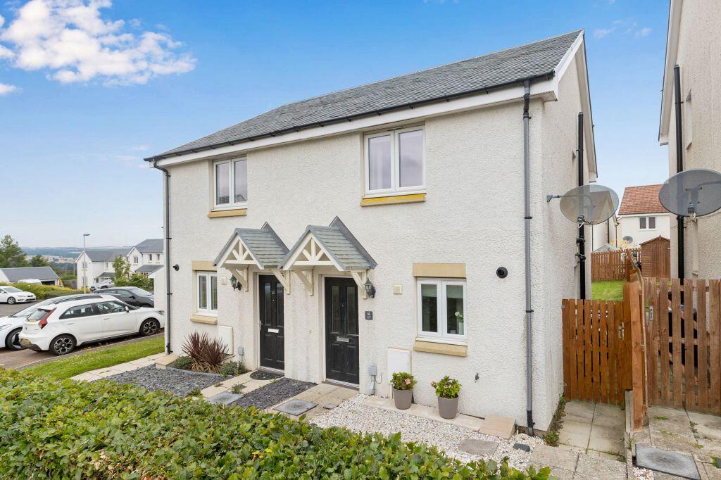 Main image of property: 18 South Quarry Boulevard, Gorebridge, Midlothian, EH23 4GL