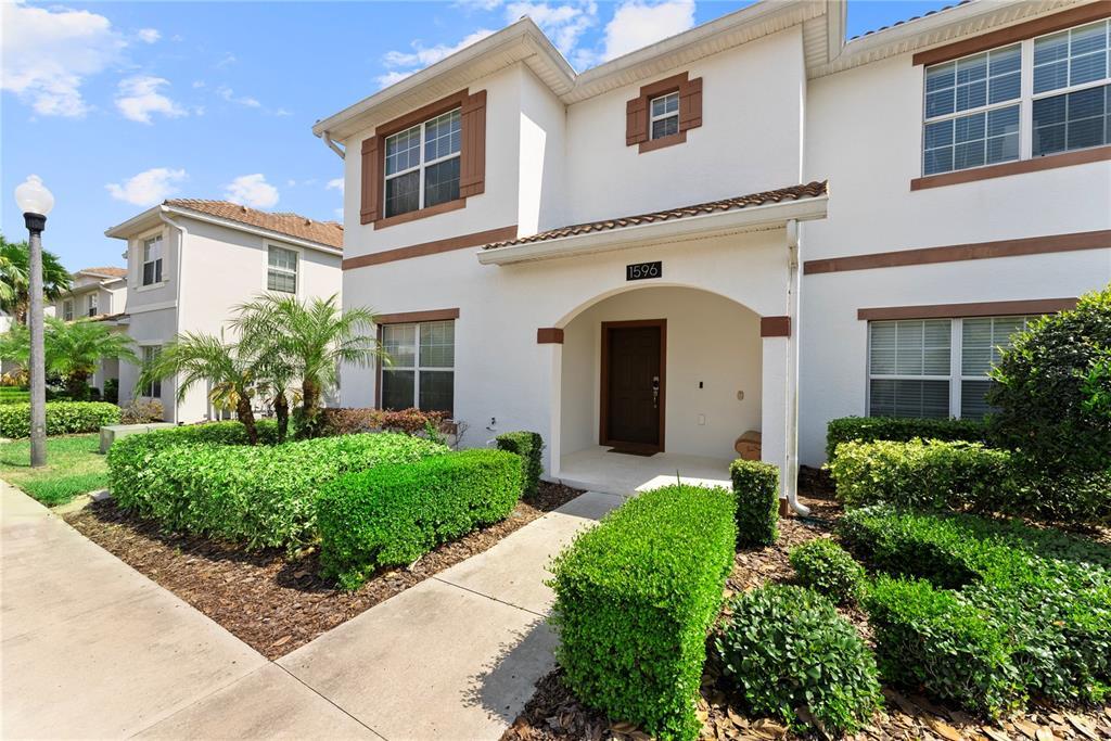 Main image of property: Florida, Polk County, Davenport