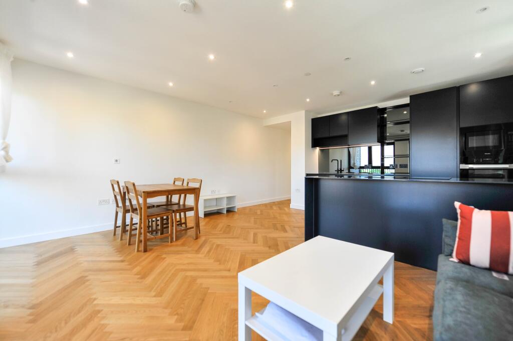 Main image of property: Dragonfly Walk, London, N4