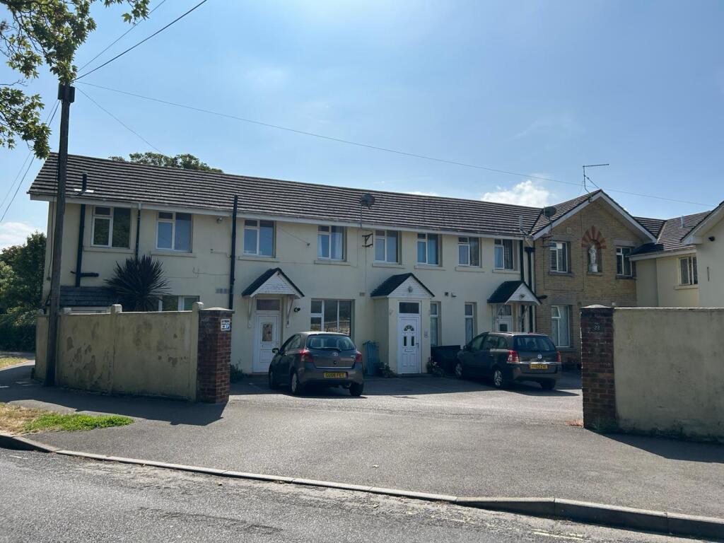 Main image of property: Flats 1, 2, 6 & 8, 22 Westfield Avenue & 26 Westfield Avenue, Hayling Island, Hampshire, PO11