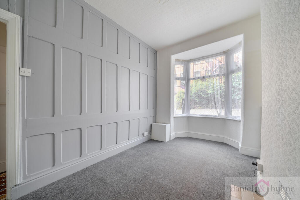 House in Stoke-on-Trent - View 4