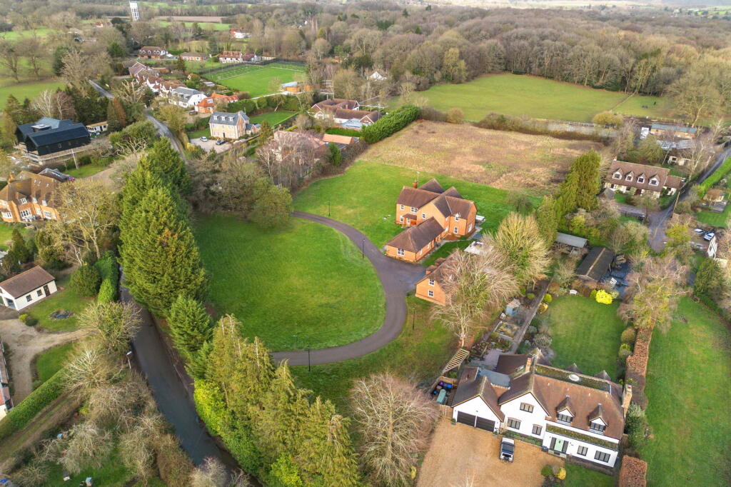 Additional image 46 of Pottersheath Road, Welwyn, AL6 9SY