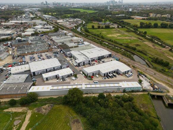 cap_ind_leyton_drone_006