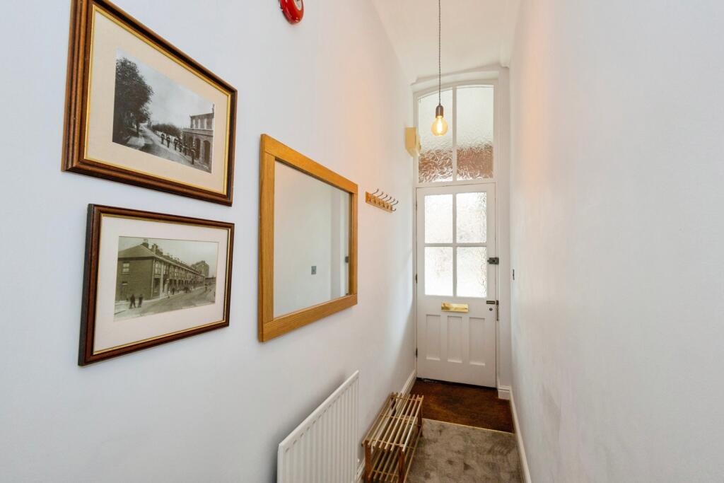 Apartment in Portsmouth - More