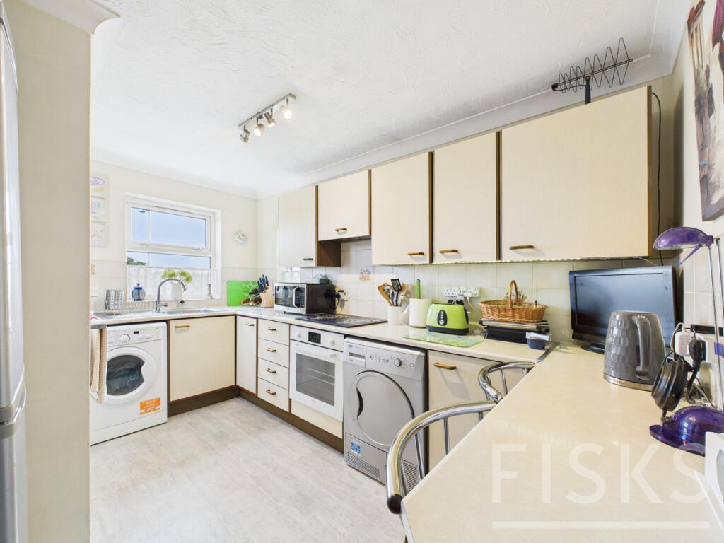 Shirley Road, Leigh-on-sea, SS9 photo 4