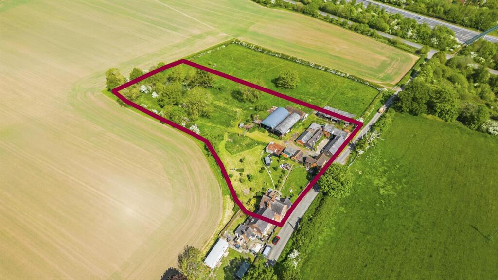 Main image of property: The Gravel, Wishaw, Sutton Coldfield