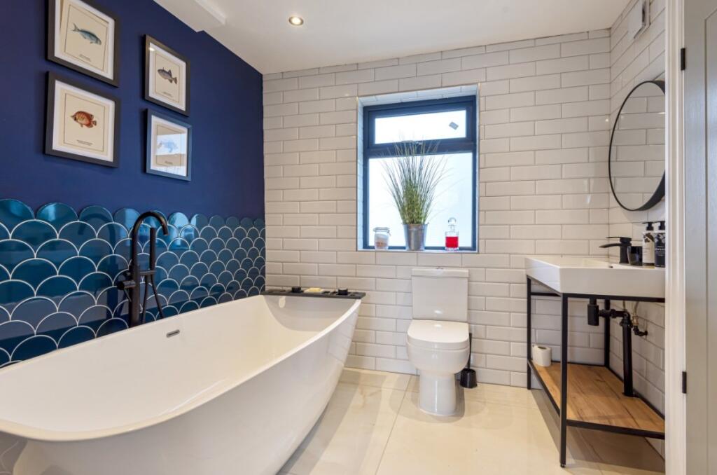 House in London - View 4