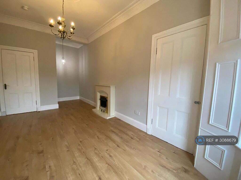 Apartment in Glasgow - View 2