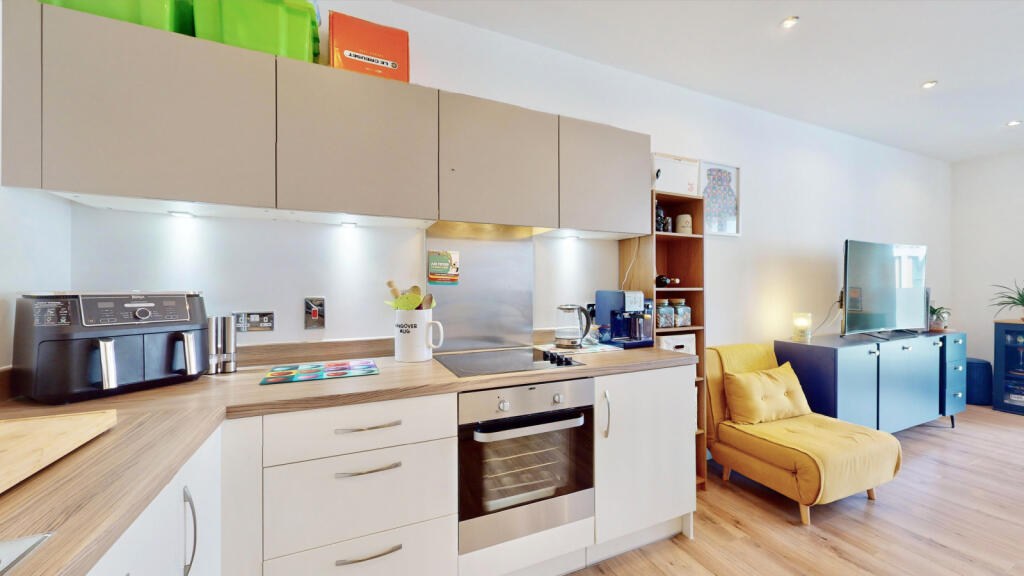 Apartment in London - View 2