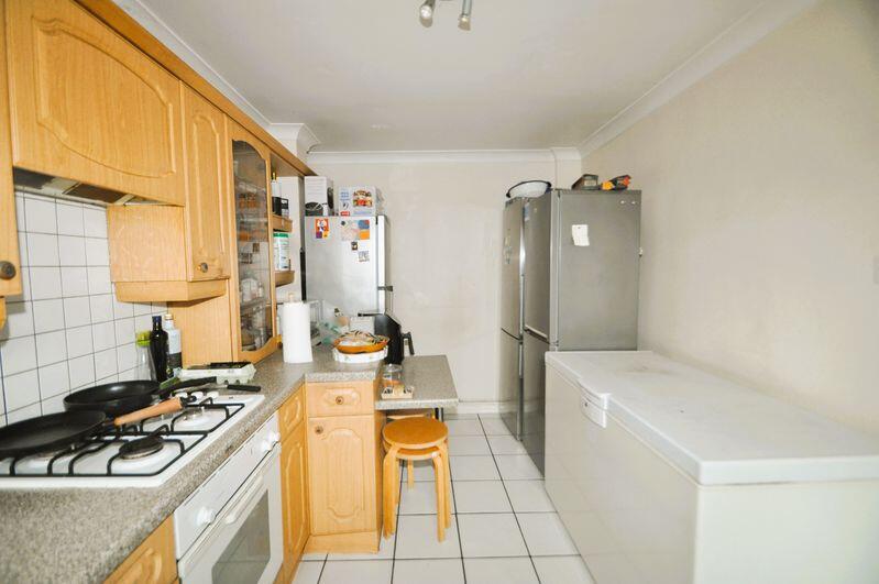 House in Kingston upon Thames - View 5