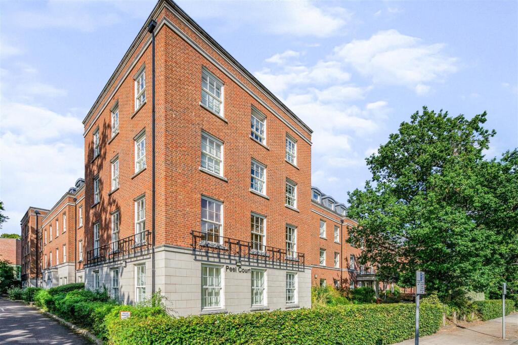 Main image of property: Peel Court, College Way, Welwyn Garden City, Hertfordshire, AL8 6DG