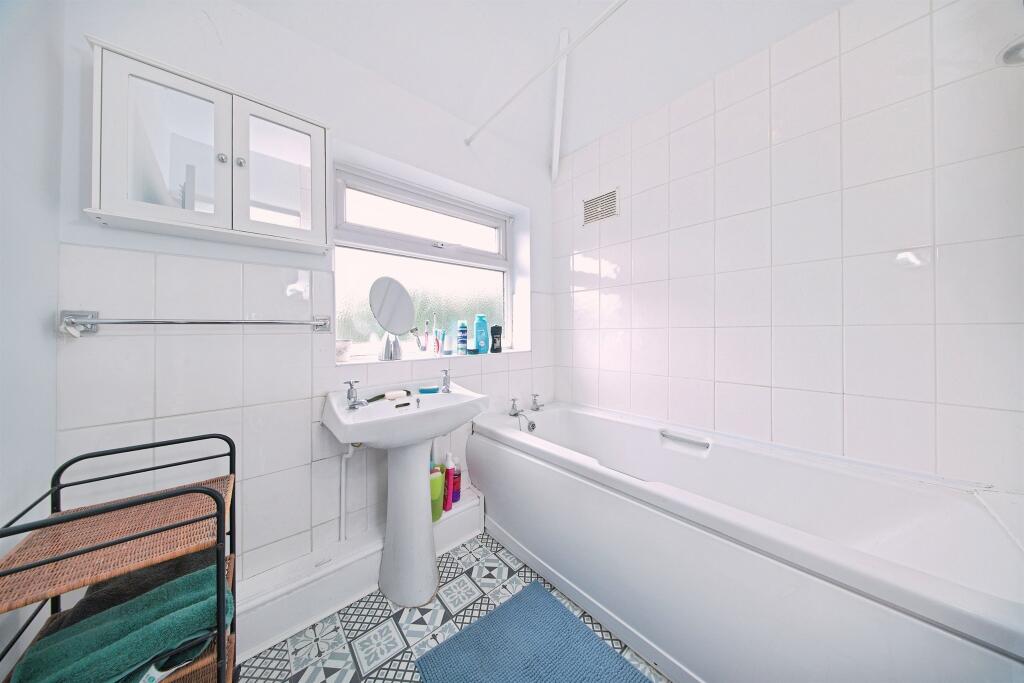 House in Birmingham, Acocks Green - View 5