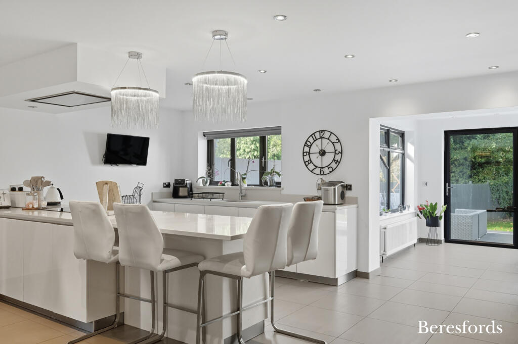 House in Chelmsford - View 2